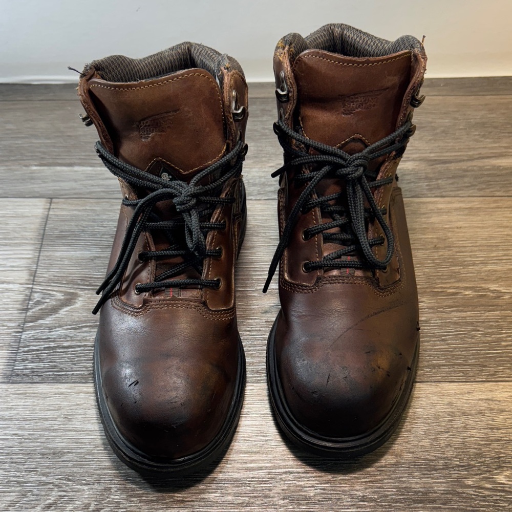 Red Wing Shoes Men's Dark Brown Leather Boots steel toe work boots men’s 9